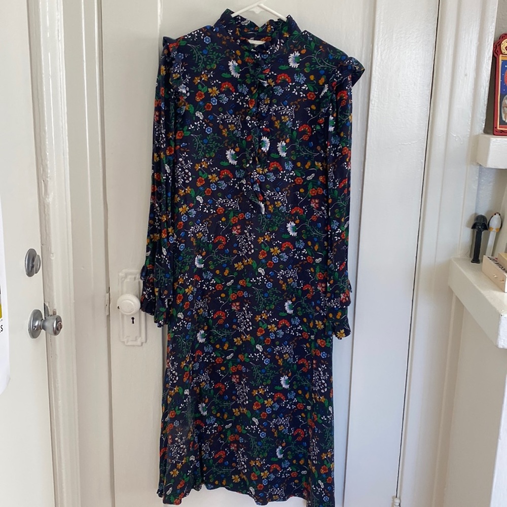 Victorian-Like Floral Dress